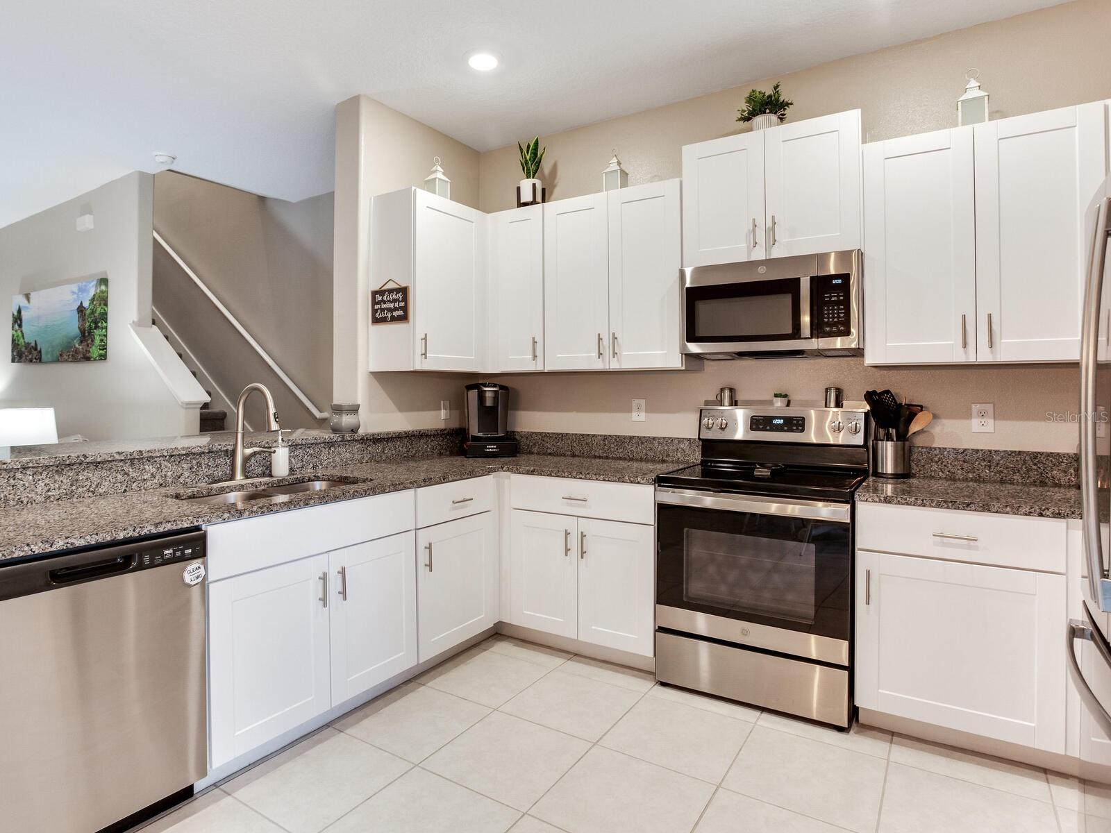 Image 4 of 46 For 2561 Charlan Court