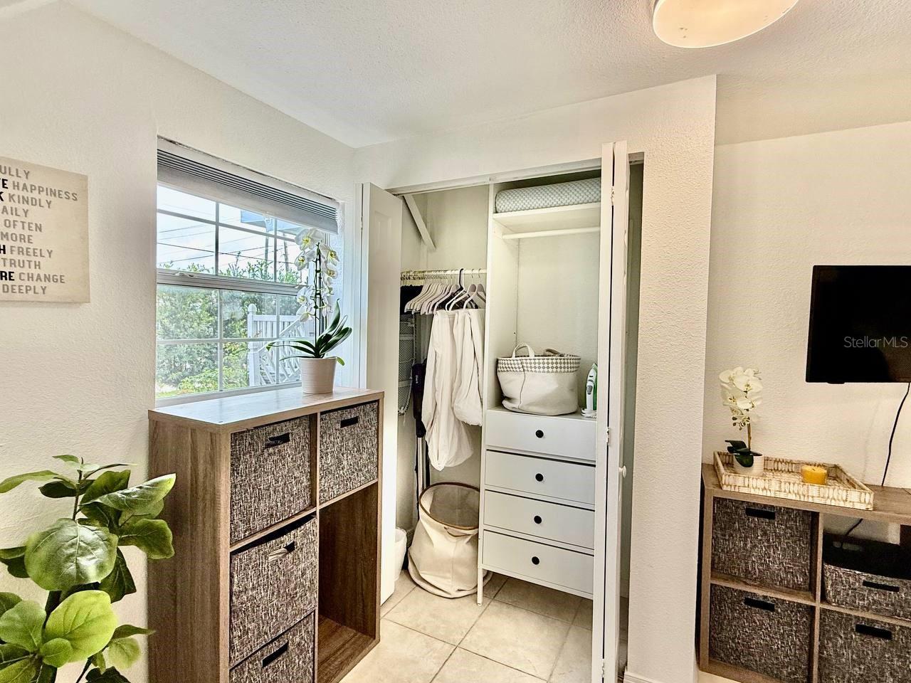 Image 15 of 16 For 2575 Himes Avenue A