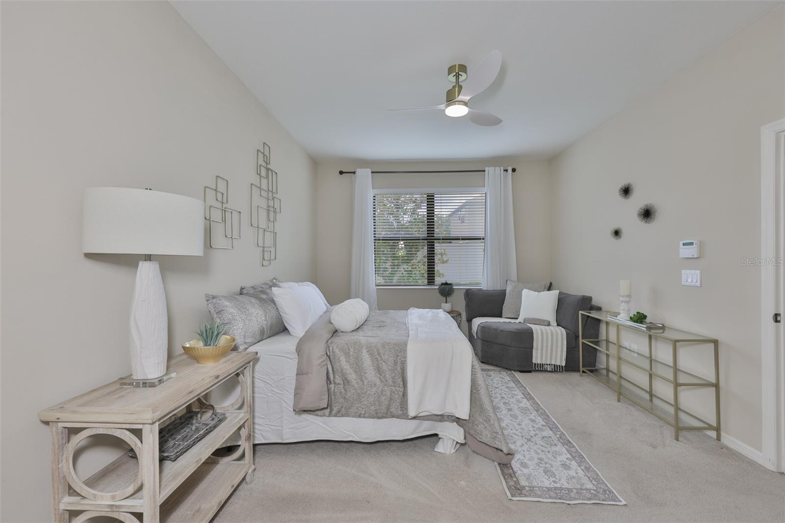 Listing photo id 18 for 7116 Harvest Glen Lane