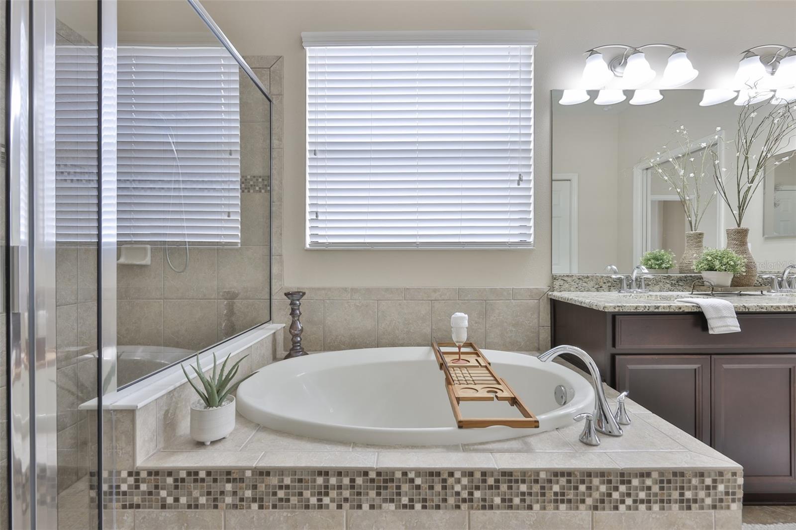 Listing photo id 20 for 7116 Harvest Glen Lane