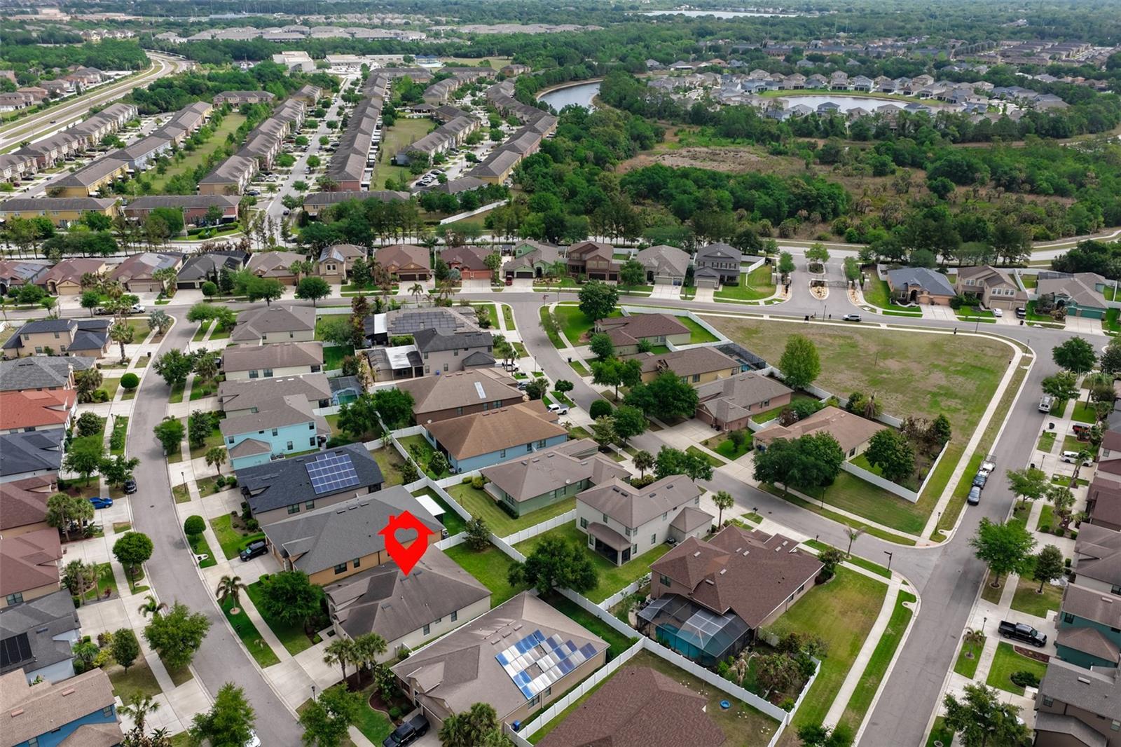 Listing photo id 46 for 7116 Harvest Glen Lane