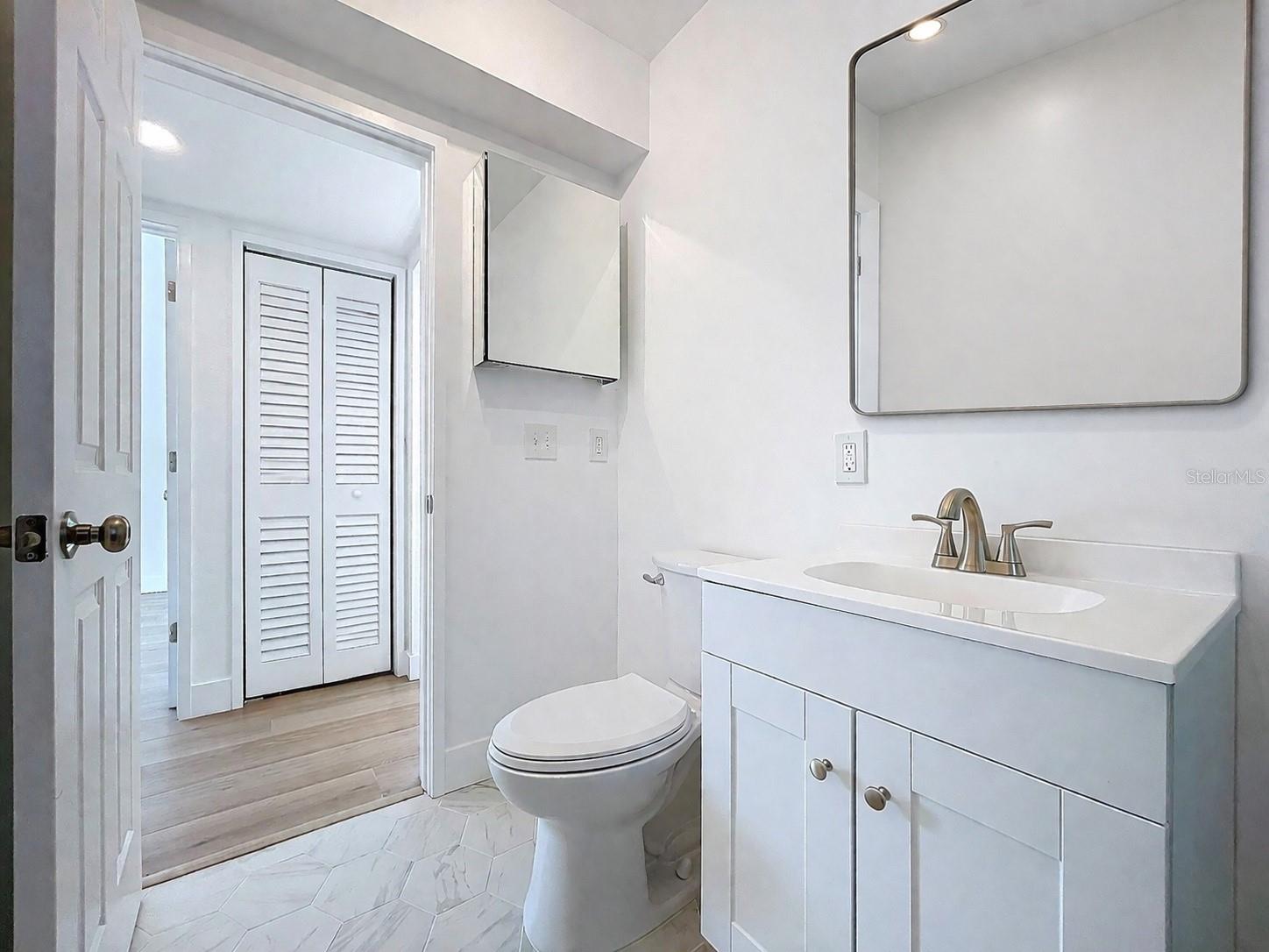 Image 15 of 29 For 1800 Pass-a-grille Way 2