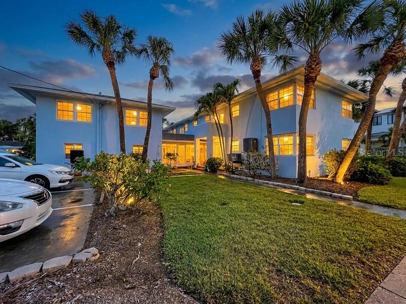 Image 28 of 29 For 1800 Pass-a-grille Way 2