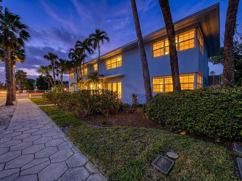 Image 29 of 29 For 1800 Pass-a-grille Way 2