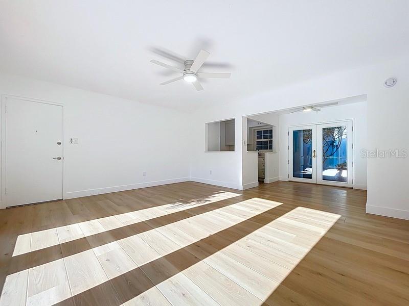 Image 9 of 29 For 1800 Pass-a-grille Way 2