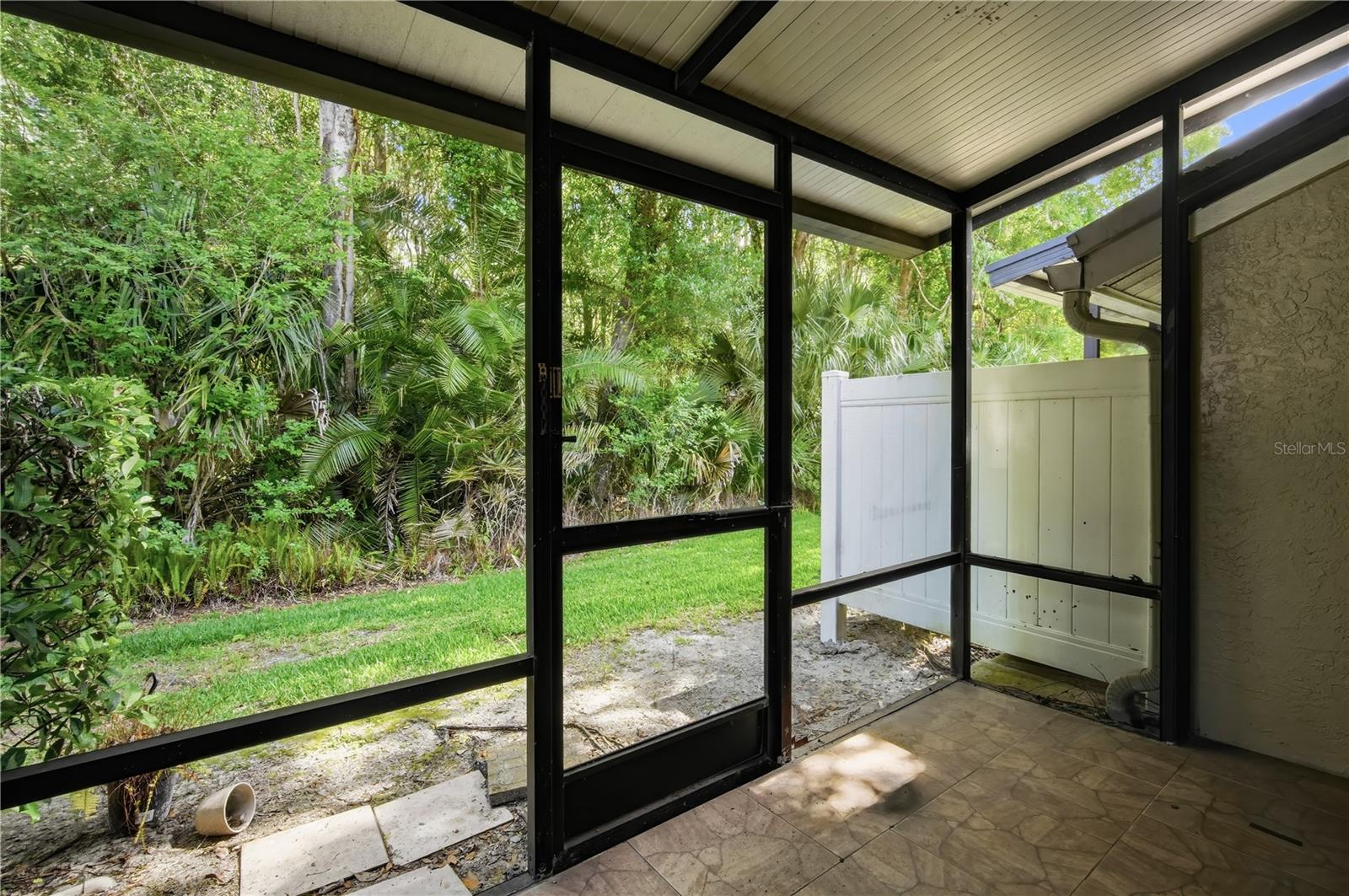 Image 19 of 29 For 5100 Burchette Road 604