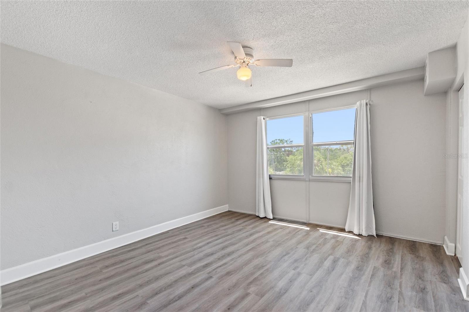 Image 21 of 41 For 3315 58th Avenue S 314