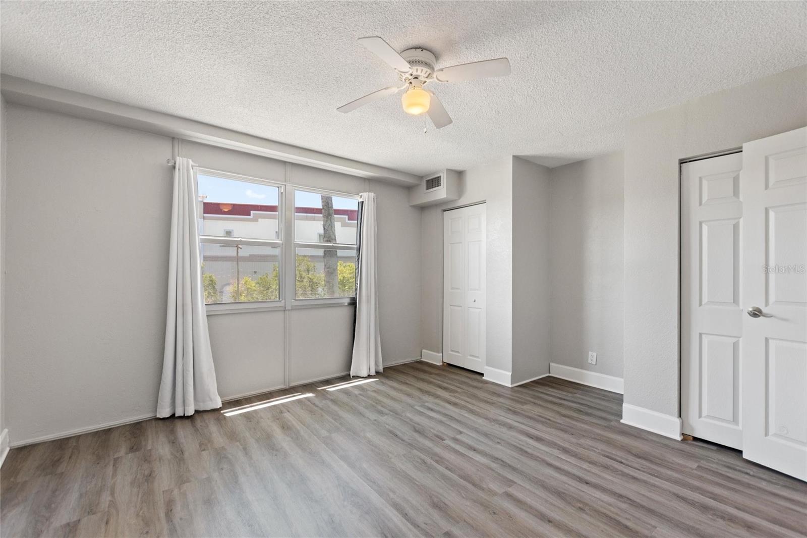 Image 23 of 41 For 3315 58th Avenue S 314