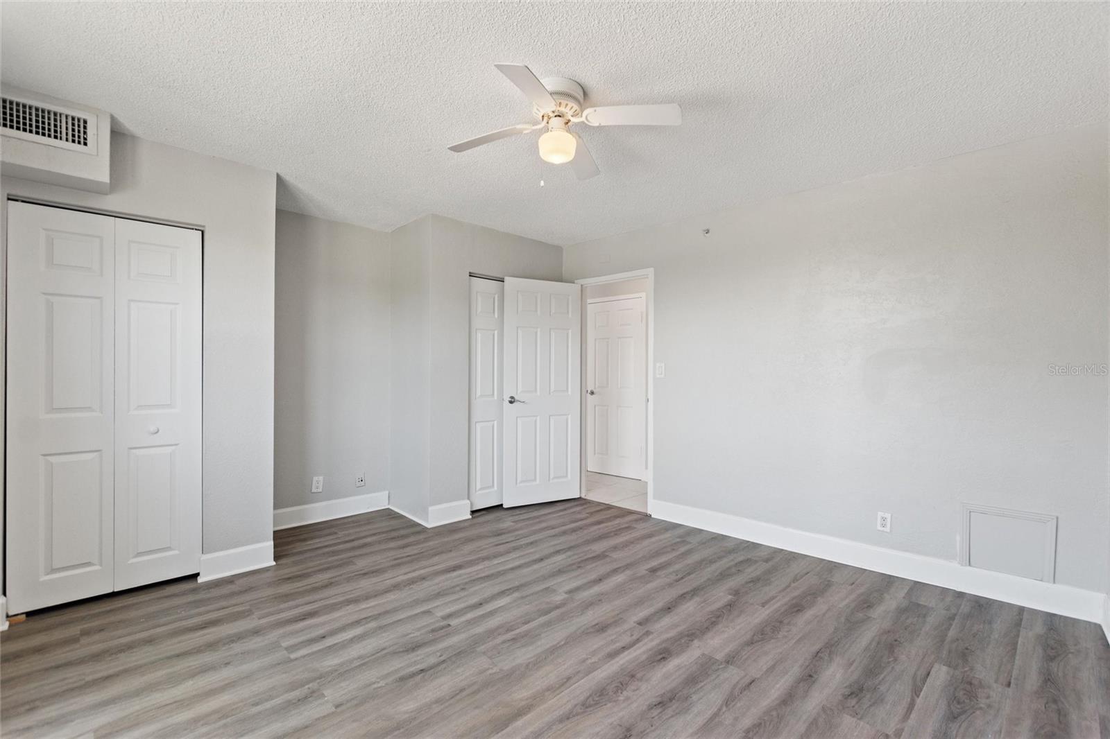 Image 25 of 41 For 3315 58th Avenue S 314