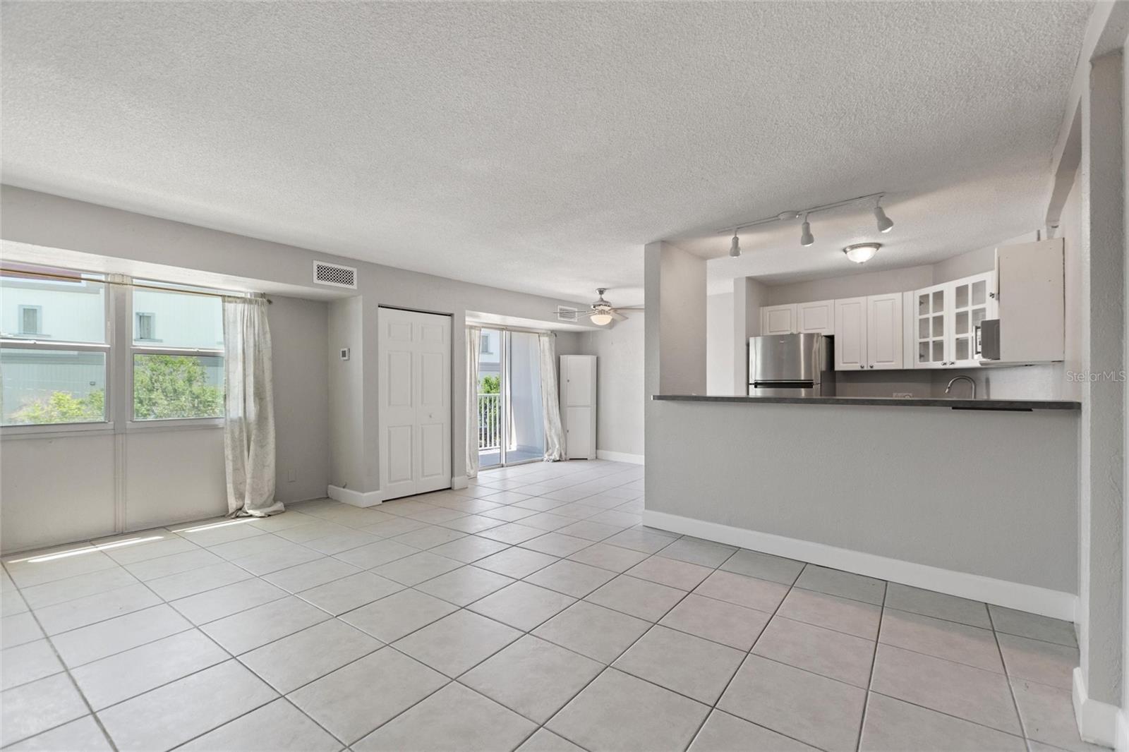 Image 7 of 41 For 3315 58th Avenue S 314