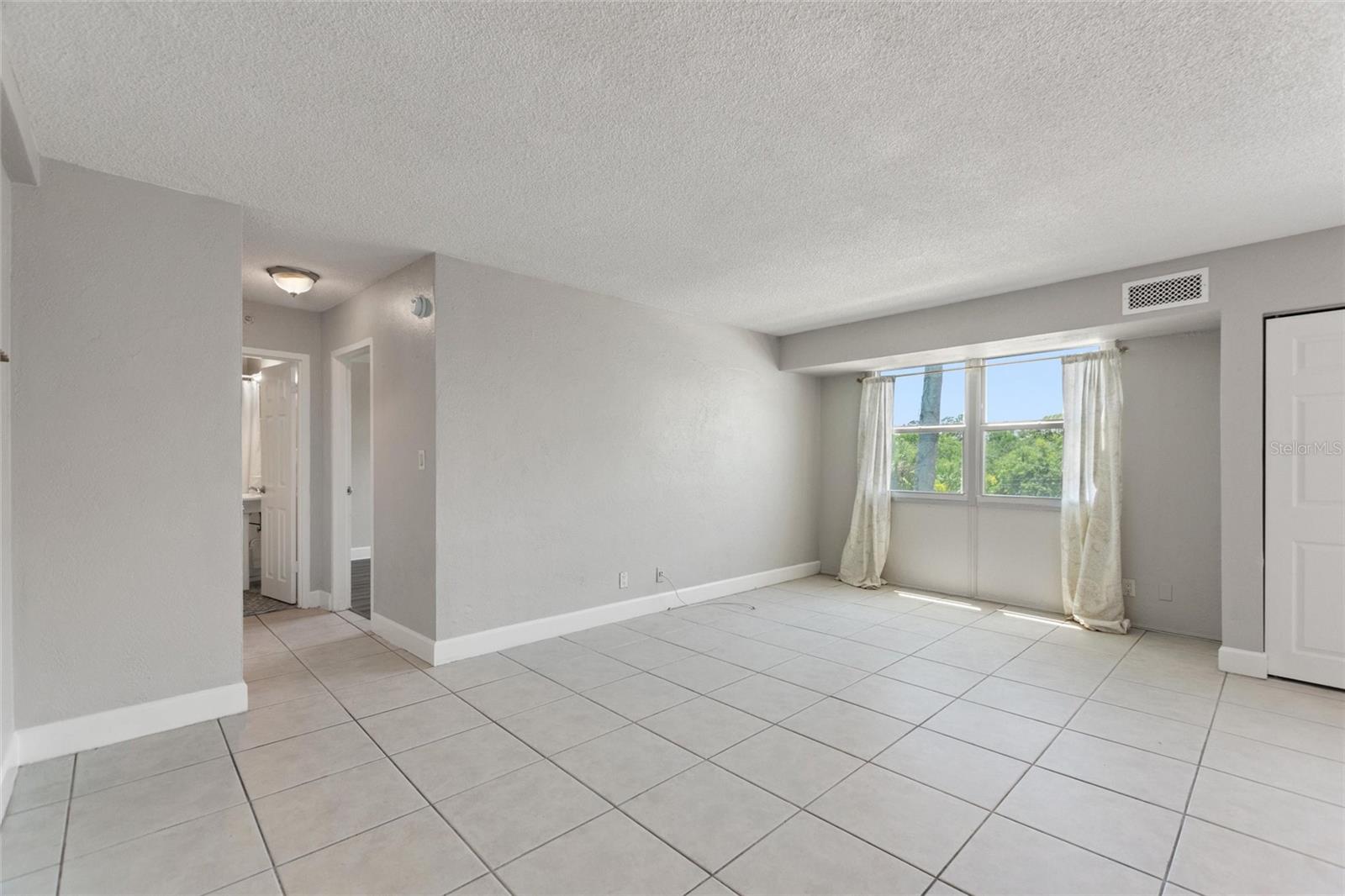 Image 9 of 41 For 3315 58th Avenue S 314