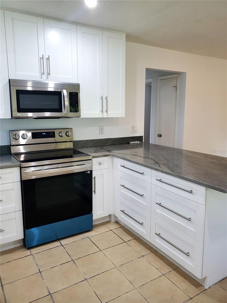 Image 13 of 53 For 1020 70th Street N