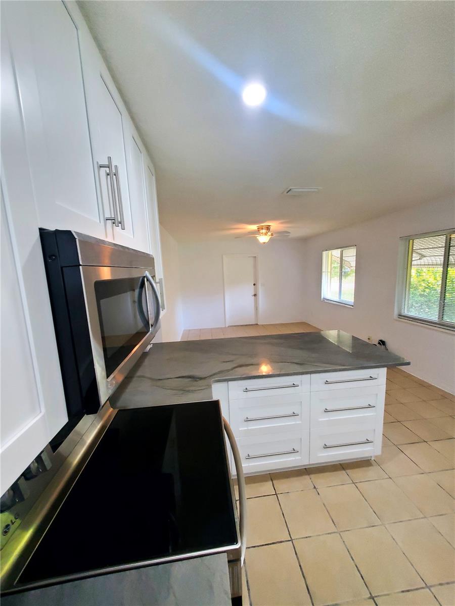 Image 17 of 53 For 1020 70th Street N