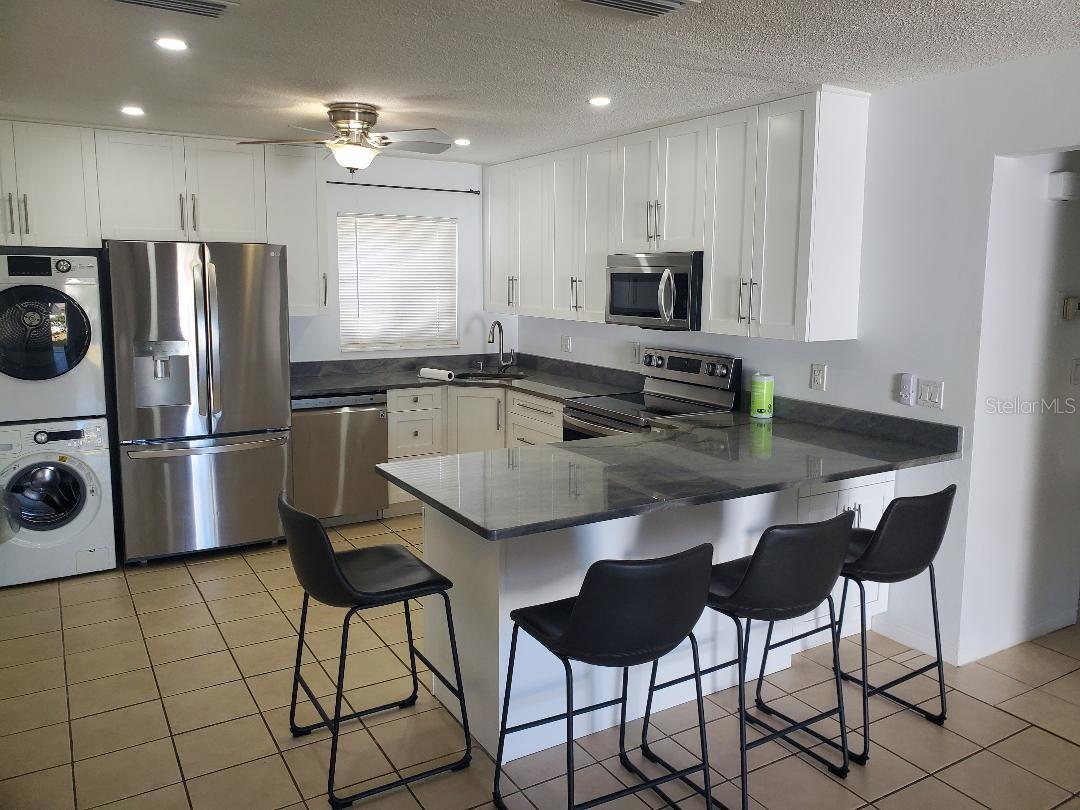 Image 2 of 53 For 1020 70th Street N