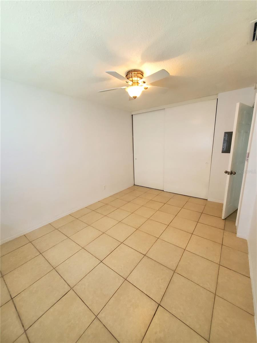 Image 37 of 53 For 1020 70th Street N