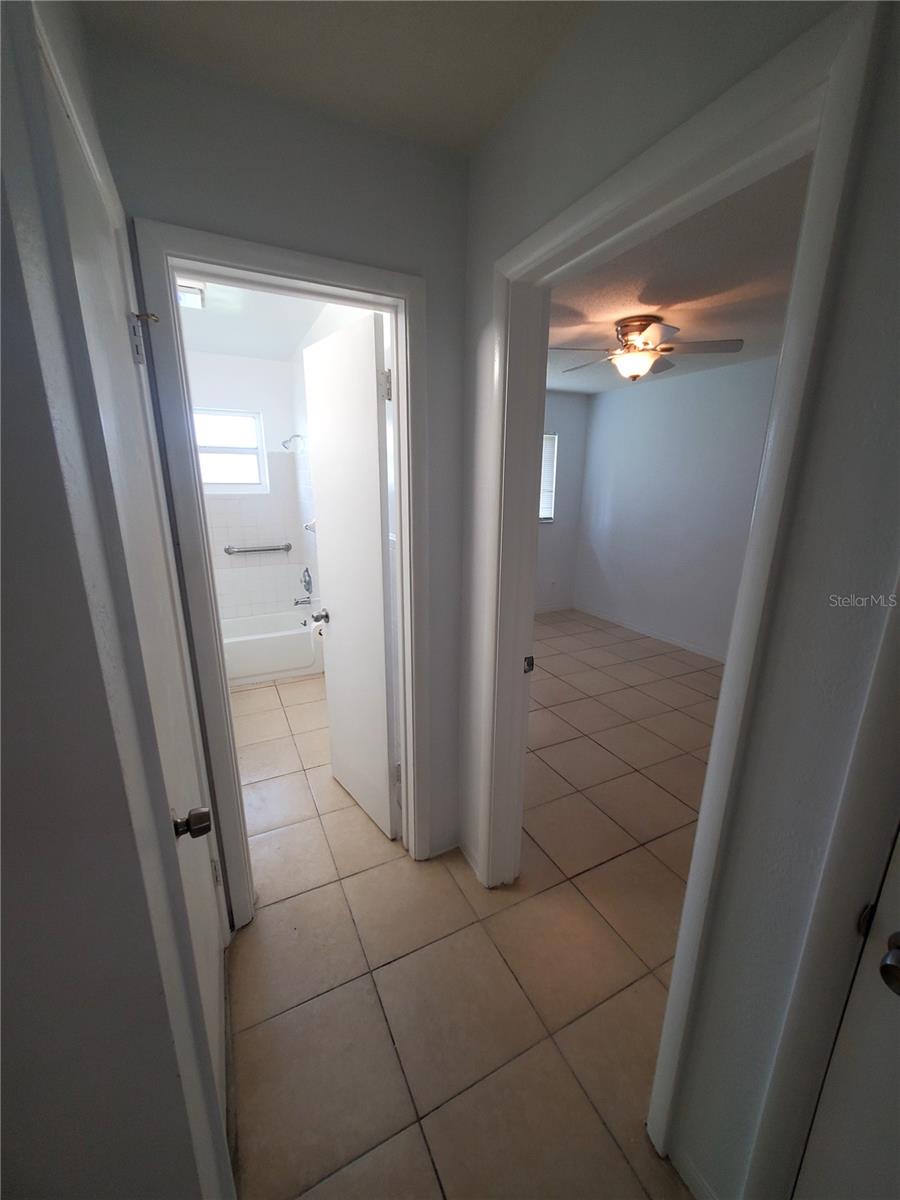 Image 41 of 53 For 1020 70th Street N