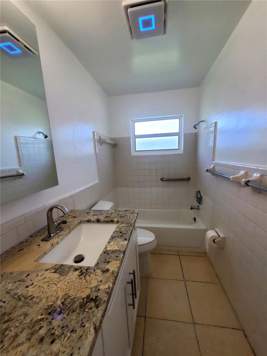 Image 44 of 53 For 1020 70th Street N