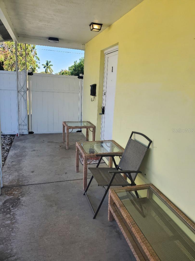 Image 7 of 53 For 1020 70th Street N