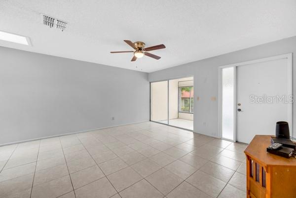 Image 10 of 39 For 2291 Shelly Drive D