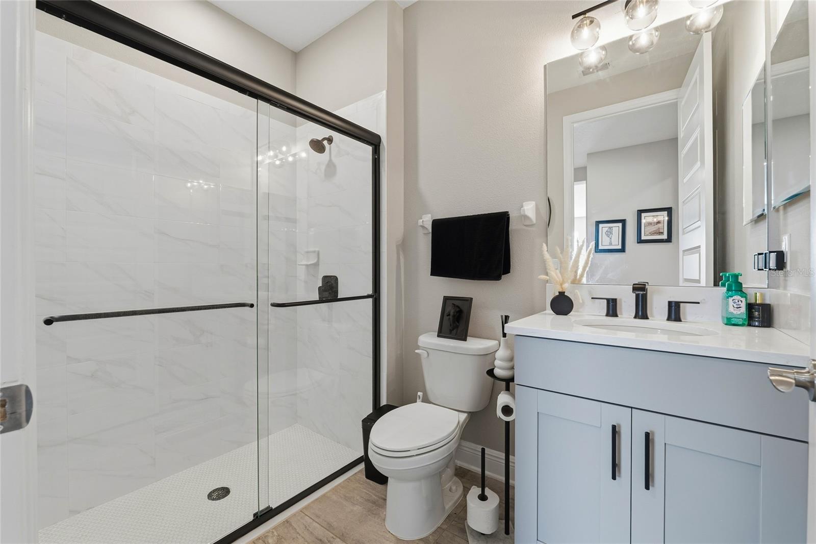 Image 7 of 49 For 7273 Notched Pine Bend