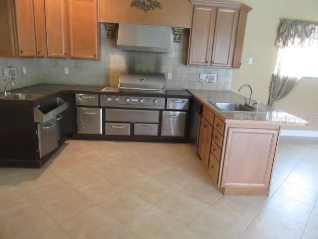 Image 23 of 32 For 9460 Bearfoot Trail