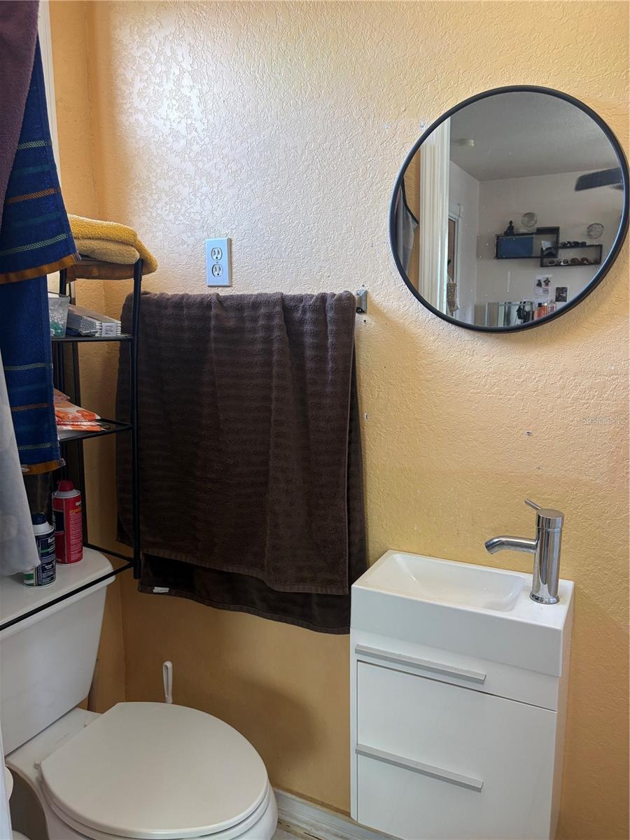 Image 24 of 29 For 4540 Jean Street