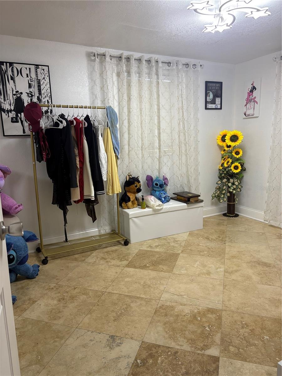 Image 9 of 29 For 4540 Jean Street