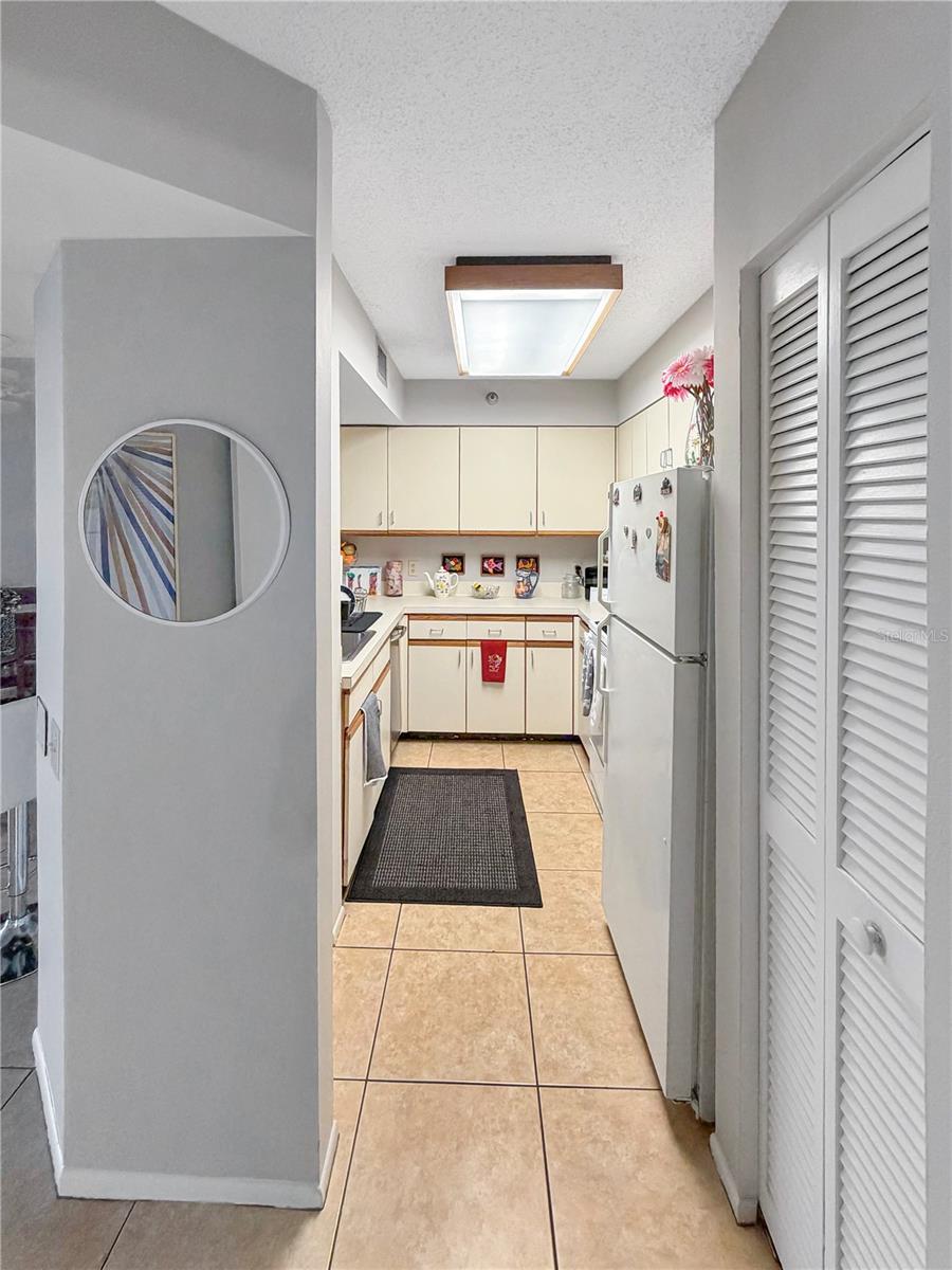 Image 6 of 30 For 2333 Feather Sound Drive C206