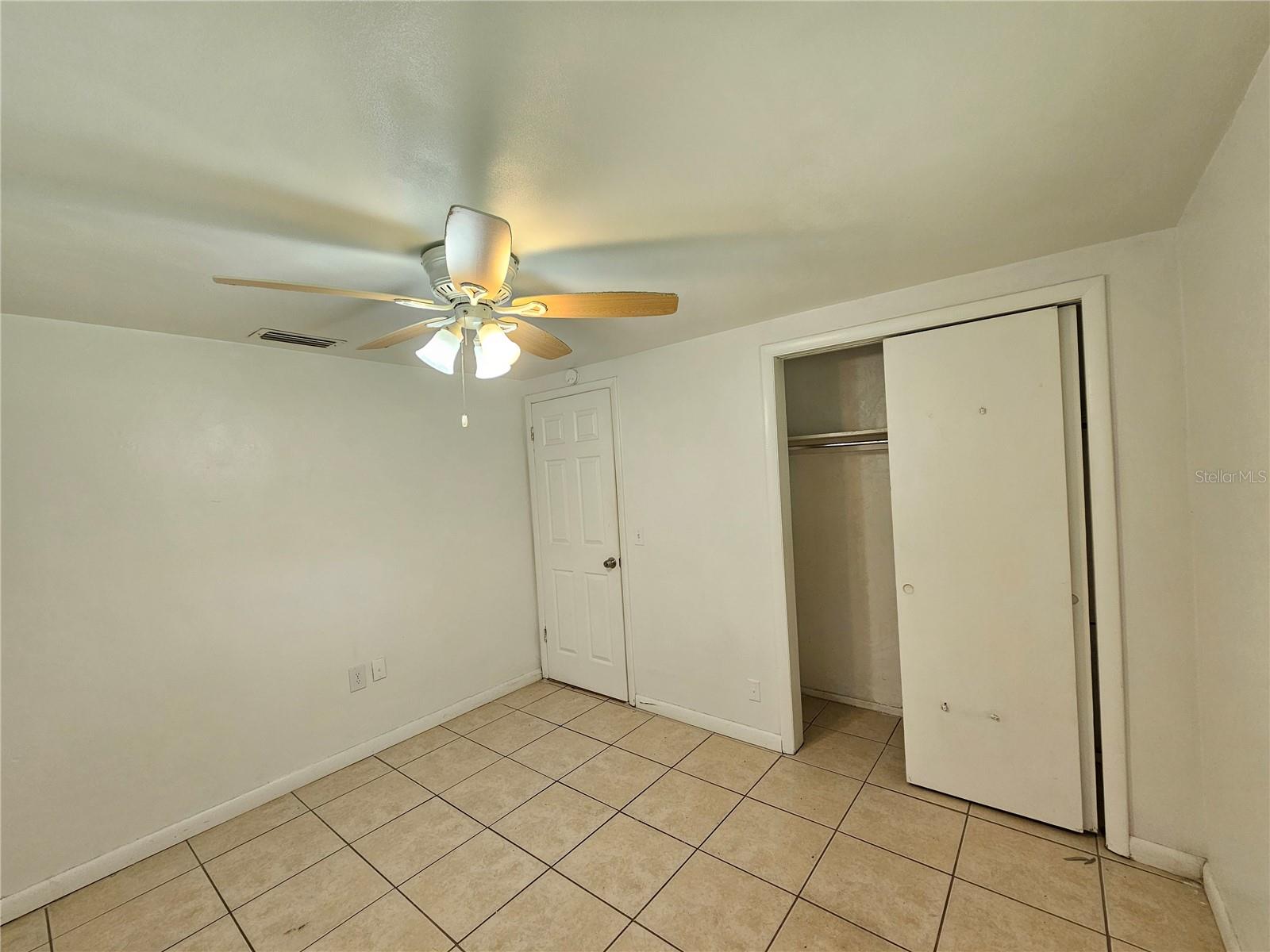 Image 10 of 20 For 15812 Sea Pines Drive