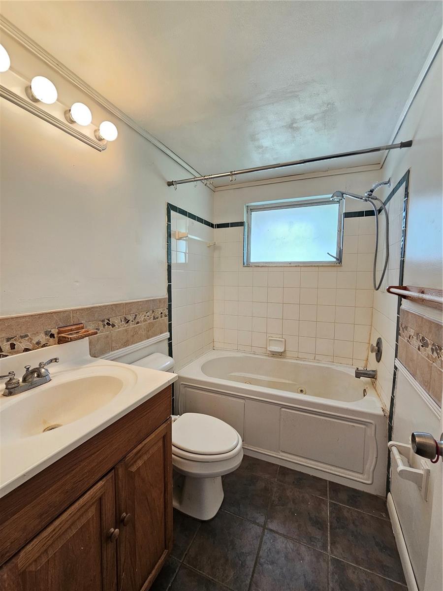 Image 11 of 20 For 15812 Sea Pines Drive