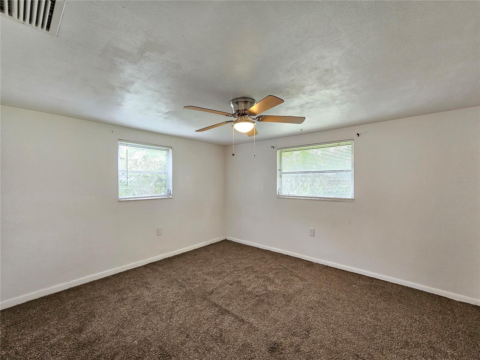 Image 12 of 20 For 15812 Sea Pines Drive