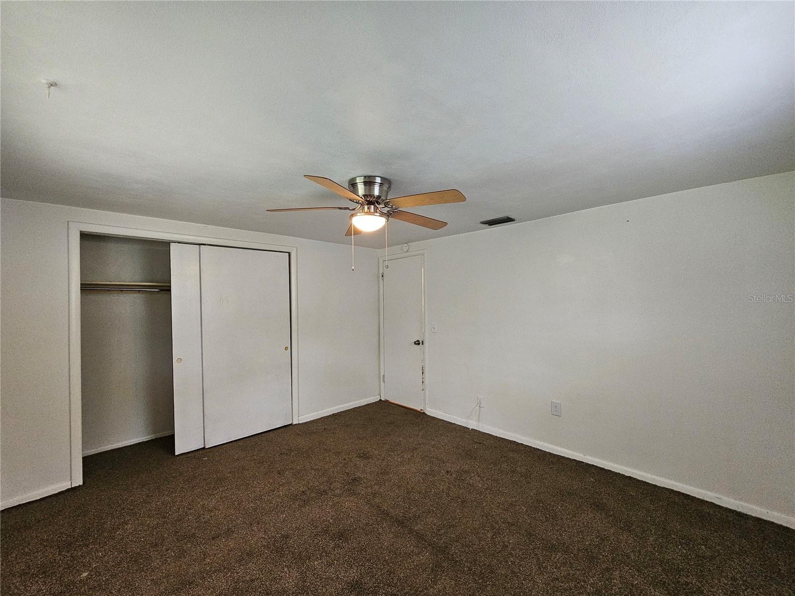 Image 13 of 20 For 15812 Sea Pines Drive