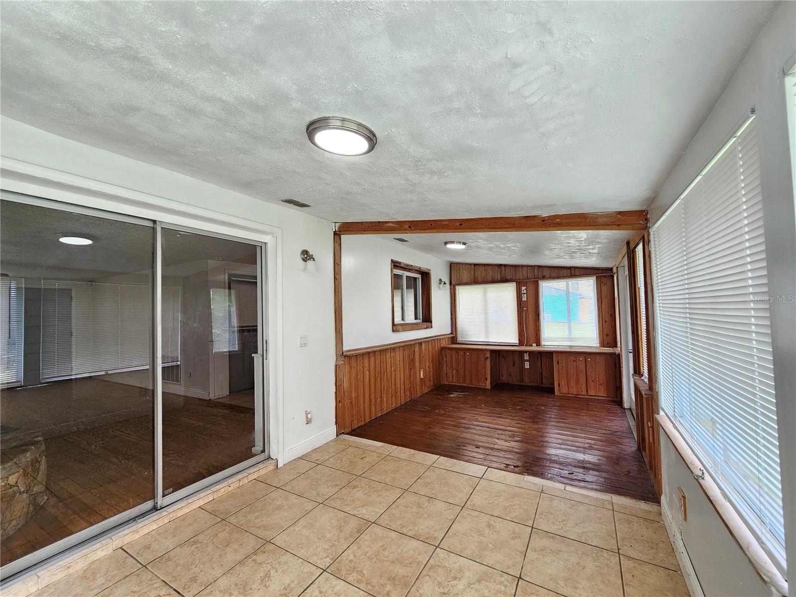 Image 7 of 20 For 15812 Sea Pines Drive