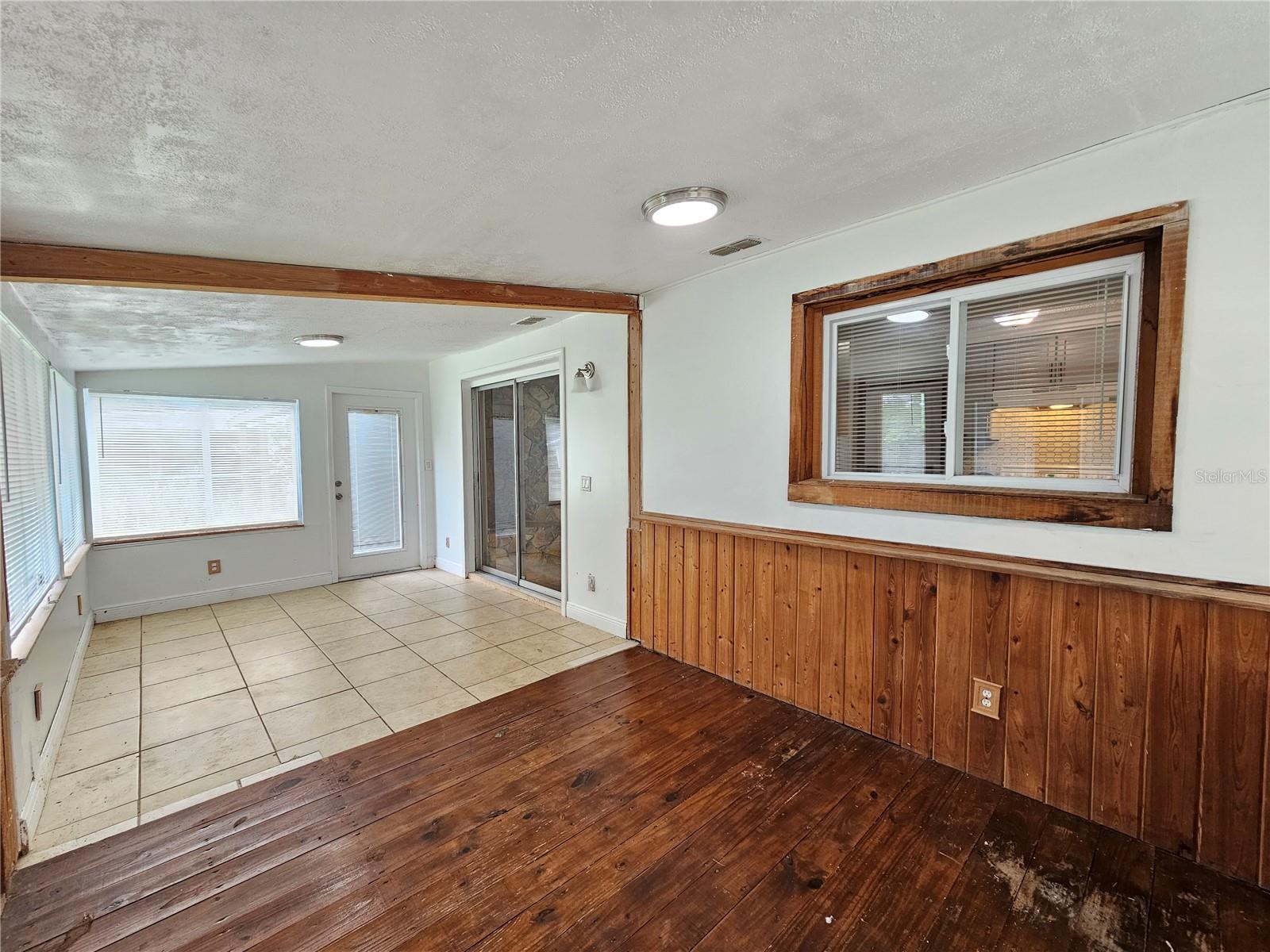 Image 8 of 20 For 15812 Sea Pines Drive