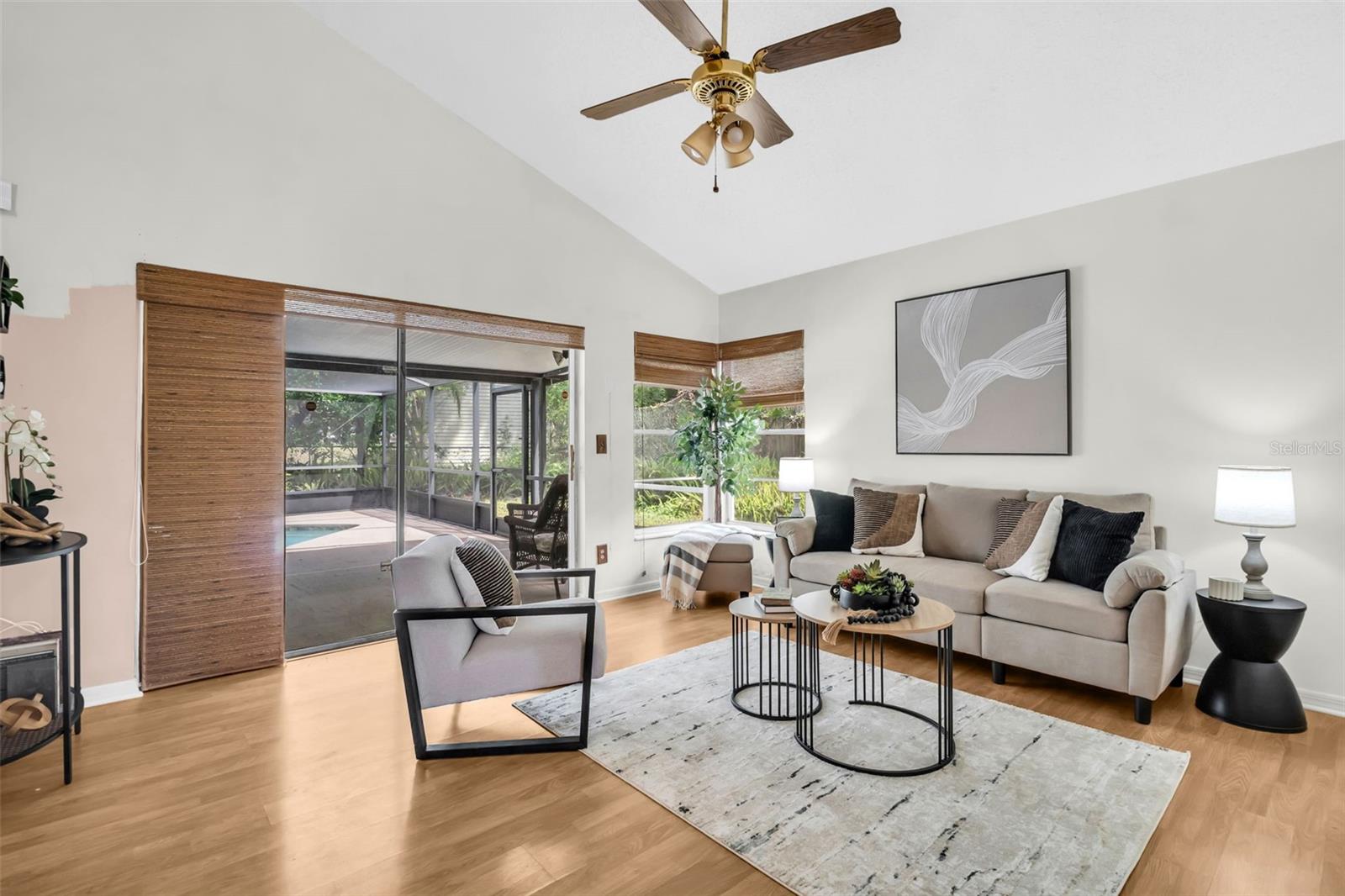 Listing photo id 10 for 5341 Southwick Drive