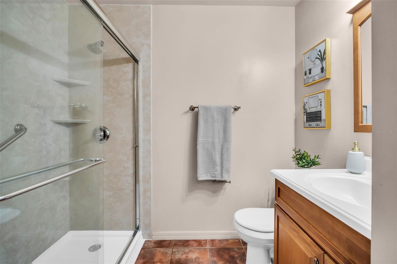 Listing photo id 23 for 5341 Southwick Drive