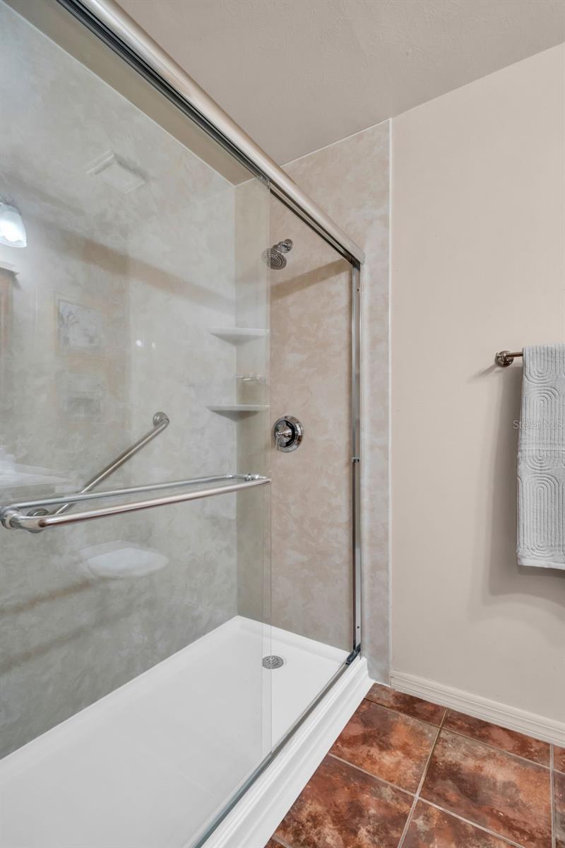 Listing photo id 25 for 5341 Southwick Drive