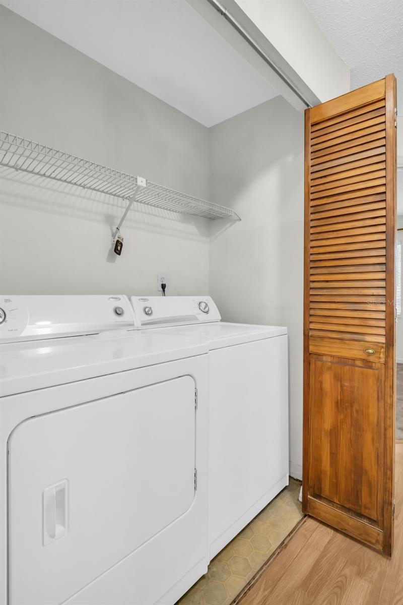 Listing photo id 27 for 5341 Southwick Drive