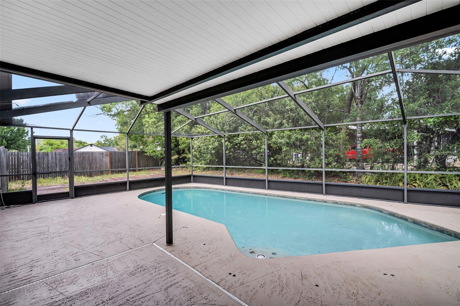 Listing photo id 31 for 5341 Southwick Drive