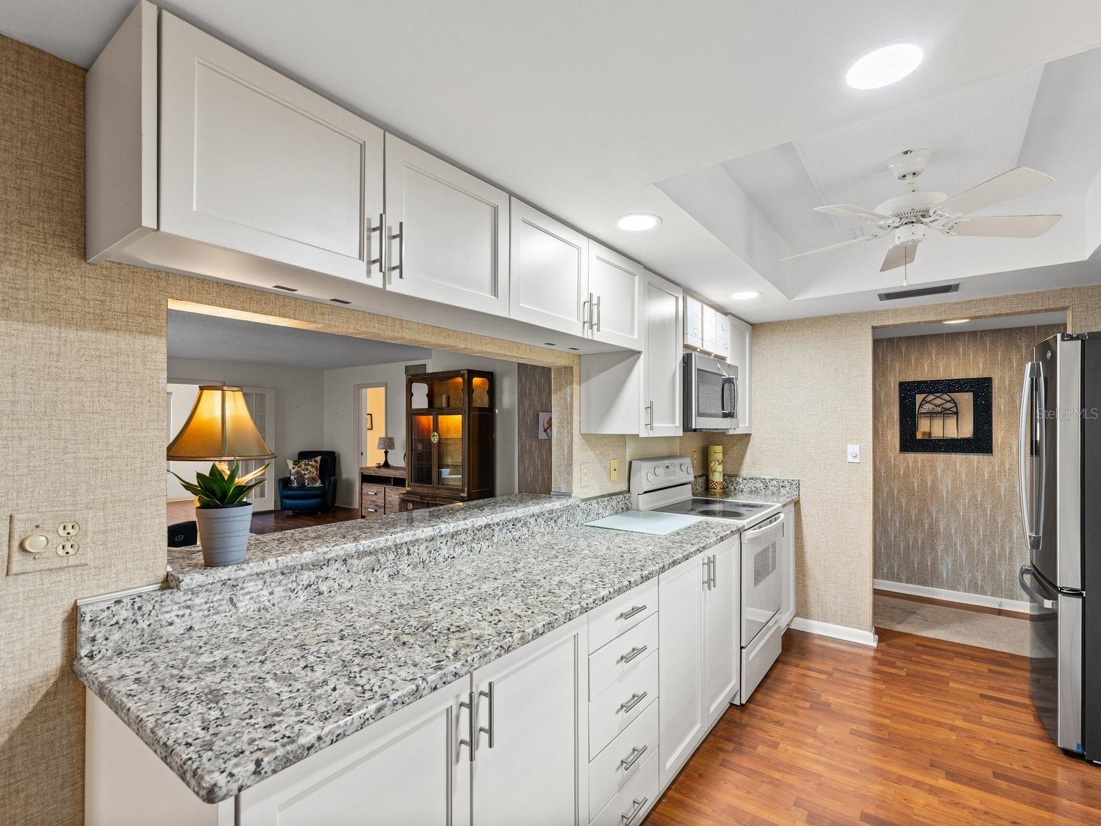 Image 10 of 54 For 3078 Eastland Boulevard 309