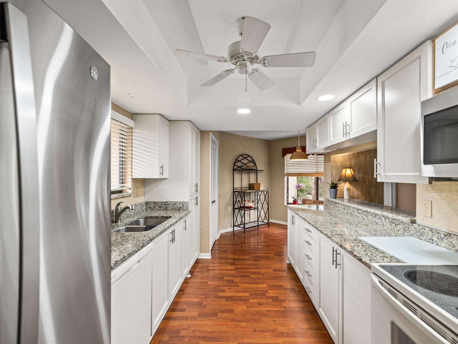 Image 13 of 54 For 3078 Eastland Boulevard 309