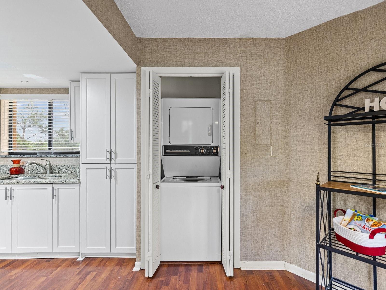 Image 19 of 54 For 3078 Eastland Boulevard 309