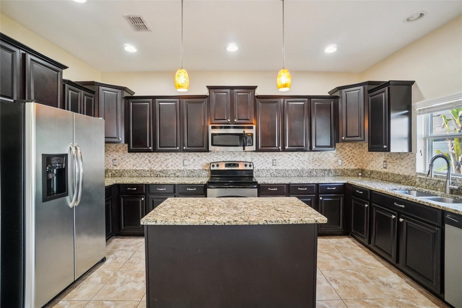 Image 11 of 41 For 3529 Lefays Point