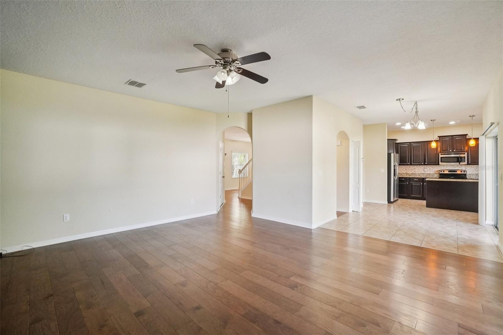 Image 19 of 41 For 3529 Lefays Point