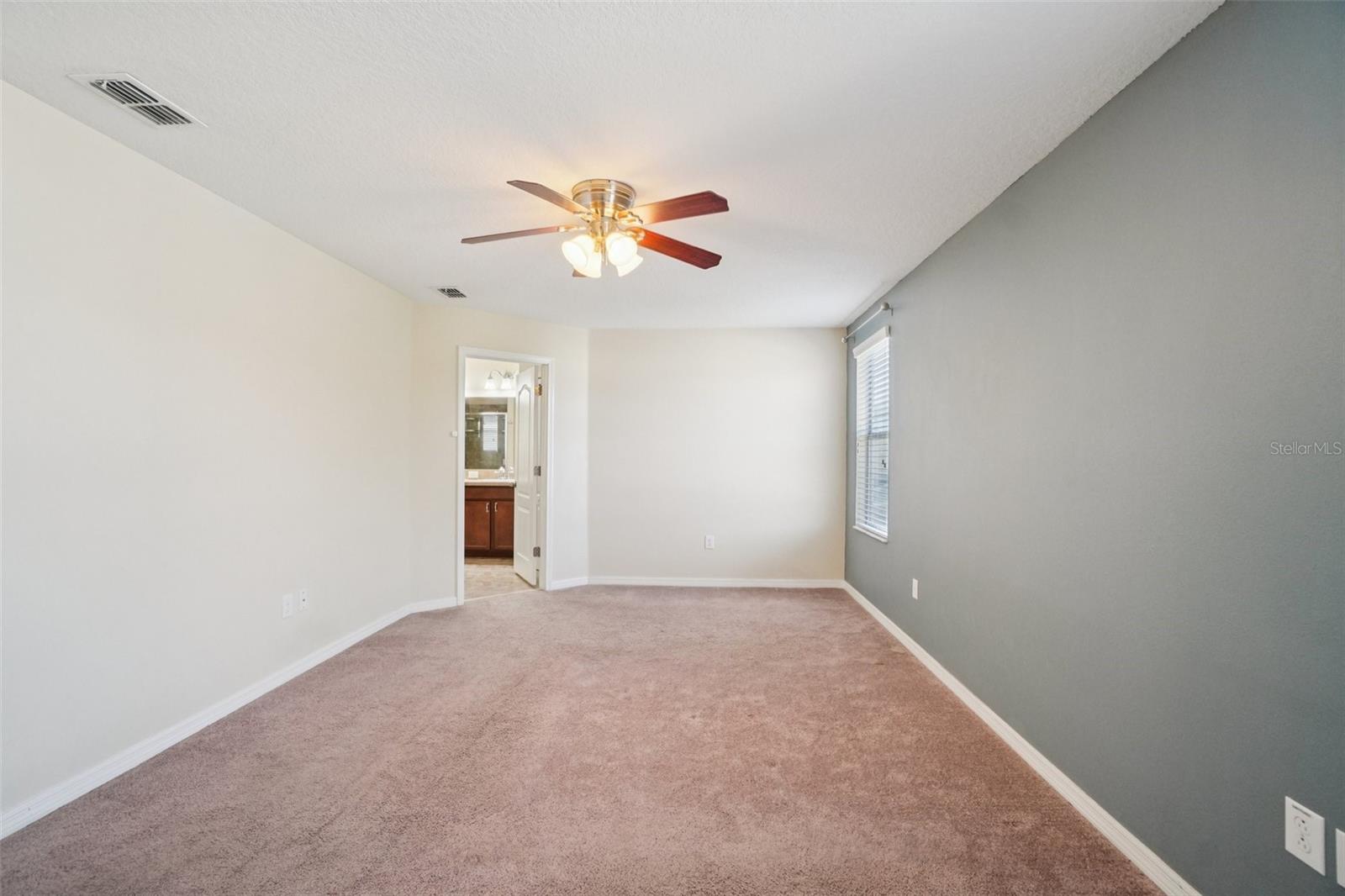 Image 23 of 41 For 3529 Lefays Point