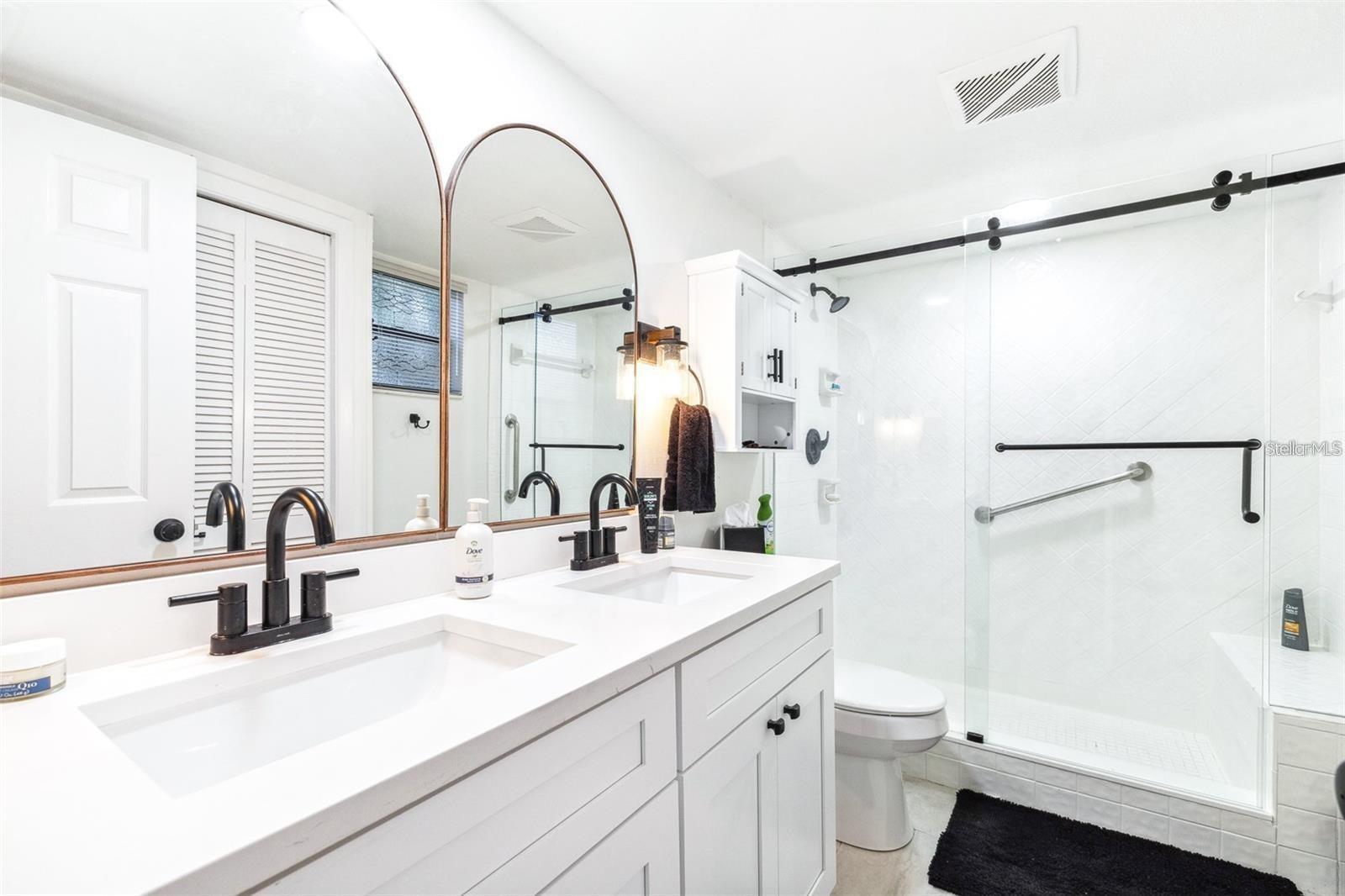 Image 12 of 31 For 2201 Pine Drive