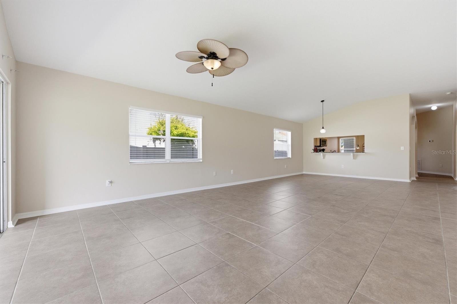 Image 13 of 40 For 25831 Syme Court