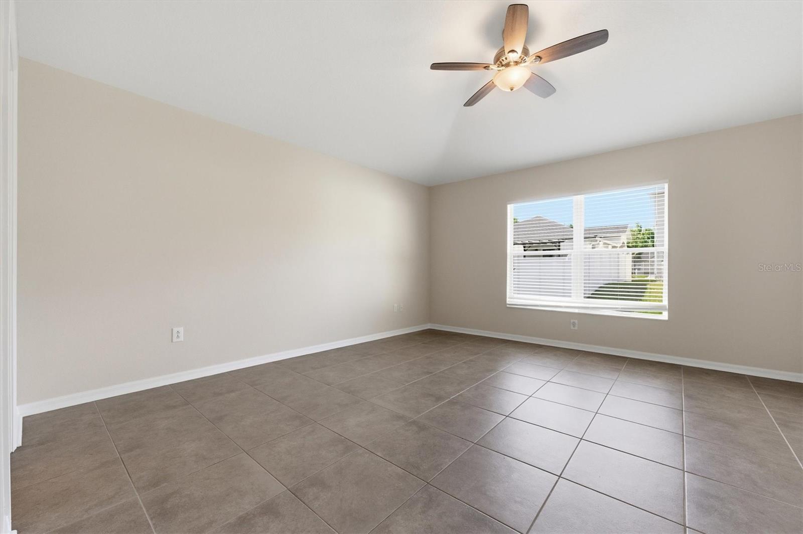 Image 15 of 40 For 25831 Syme Court