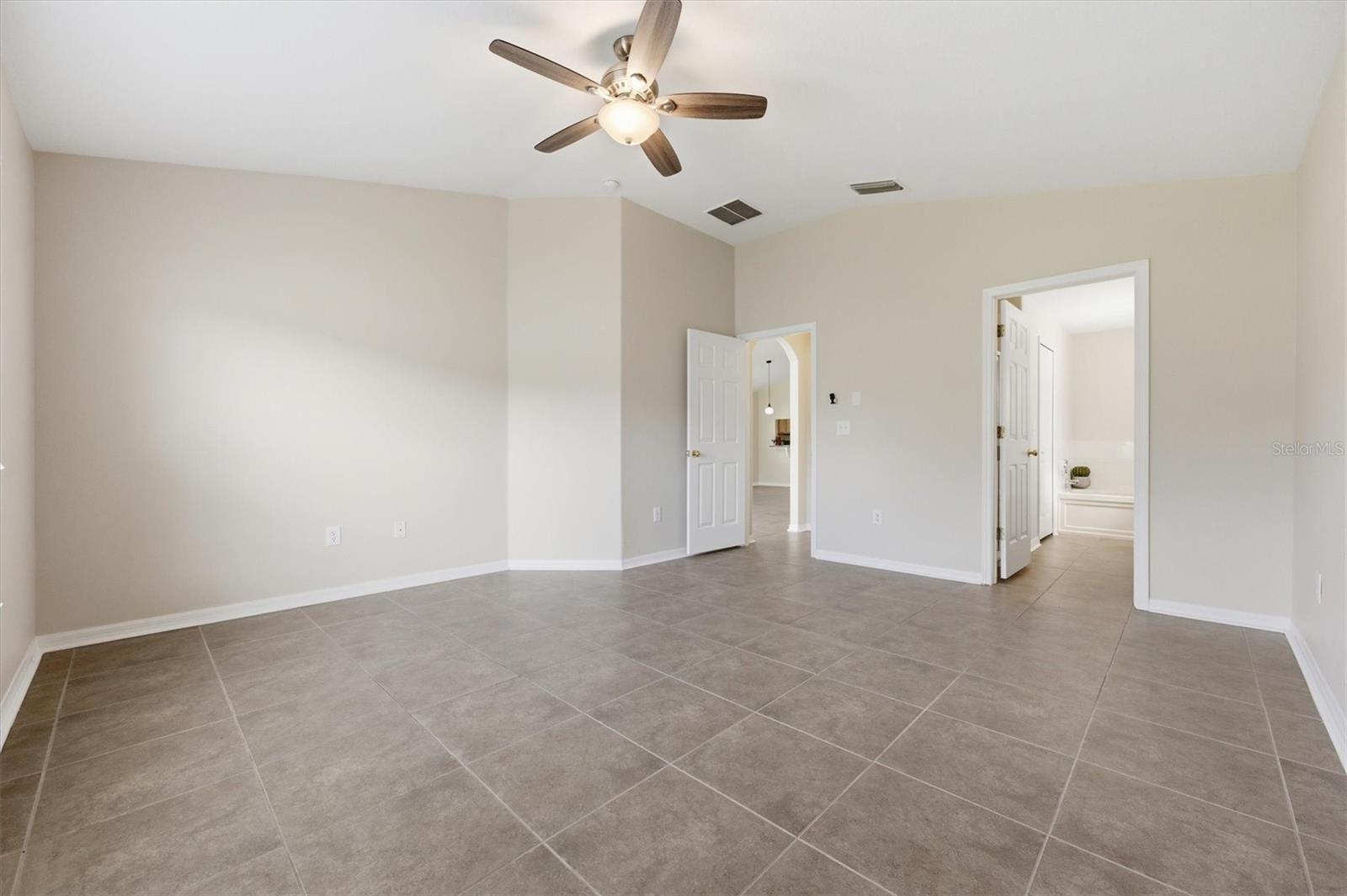 Image 16 of 40 For 25831 Syme Court