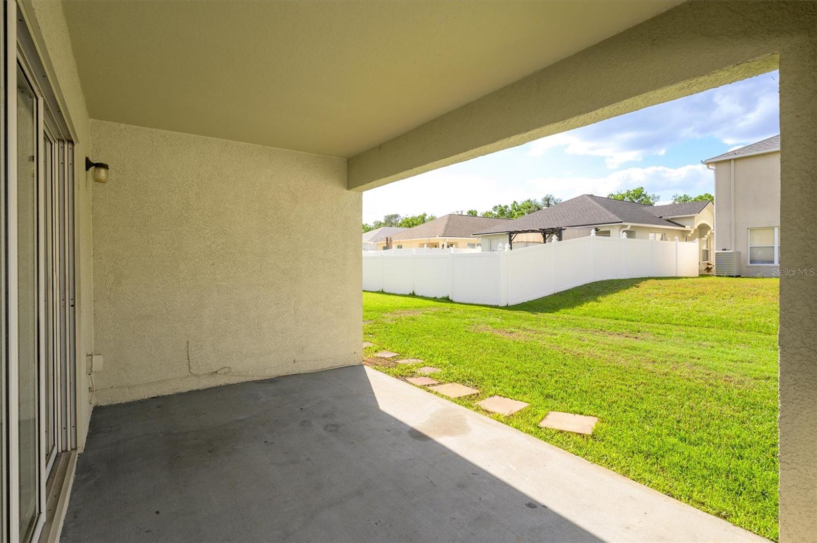 Image 33 of 40 For 25831 Syme Court